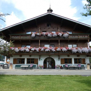 Familie Foidl ( Bairerbauer), Oberndorf In Tirol